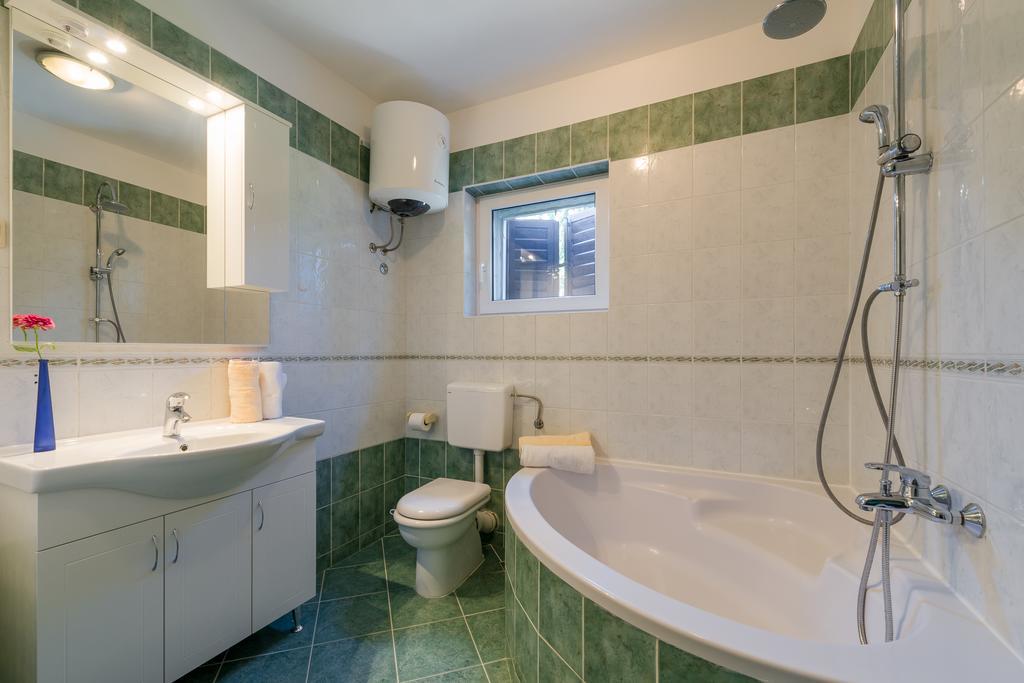 Garden Apartment Kastela Oda fotoğraf