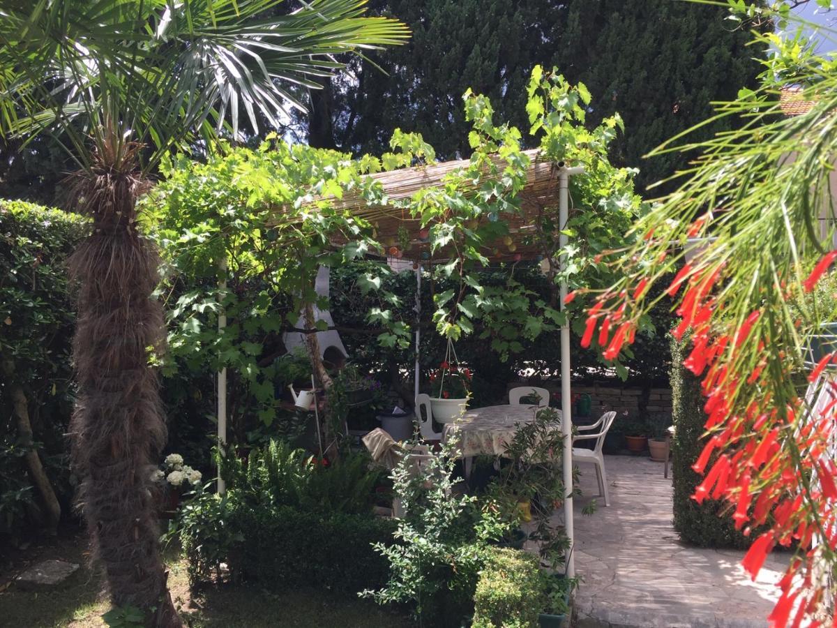 Garden Apartment Kastela Dış mekan fotoğraf